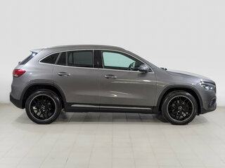 2021 Mercedes-Benz GLA 200 II (H247), серый, 3500000 рублей, вид 4