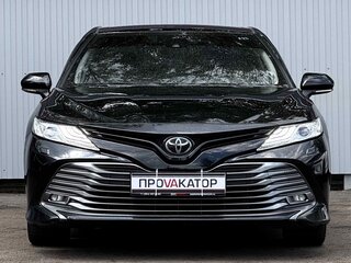 2020 Toyota Camry VIII (XV70), чёрный, 2800000 рублей, вид 2