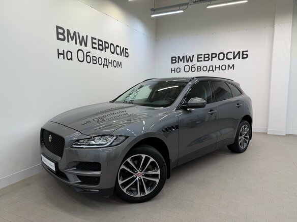 2017 Jaguar F-Pace I, серый, 2390000 рублей