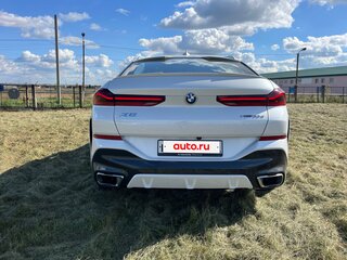 2021 BMW X6 30d III (G06), белый, 6800000 рублей, вид 4
