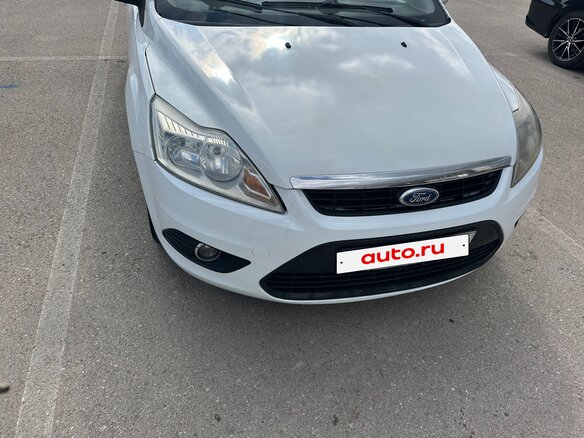 2010 Ford Focus II Рестайлинг, белый, 460000 рублей - вид 5