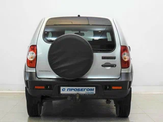 2019 Chevrolet Niva I Рестайлинг, серебристый, 755000 рублей, вид 3