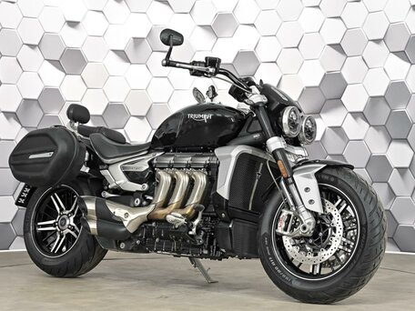 2022 Triumph Rocket III, чёрный, 1899000 рублей, вид 1