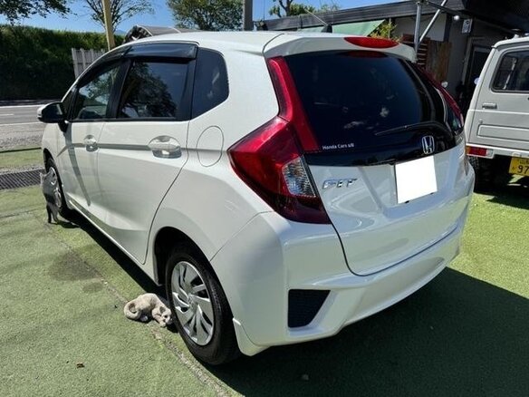 2013 Honda Fit III, белый, 680000 рублей - вид 4