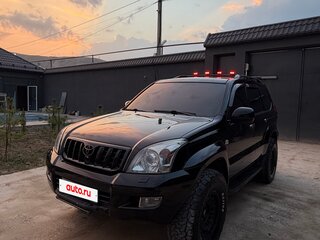 2007 Toyota Land Cruiser Prado 5-speed 120 Series Рестайлинг, чёрный, 1999999 рублей, вид 1