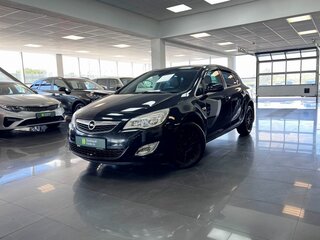 Opel Astra J