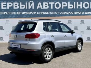 2014 Volkswagen Tiguan I Рестайлинг, серебристый, 1370000 рублей, вид 5