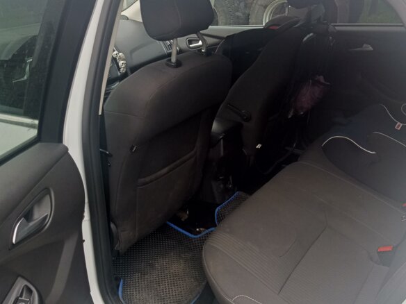 2013 Ford Focus III, белый, 1030000 рублей - вид 11