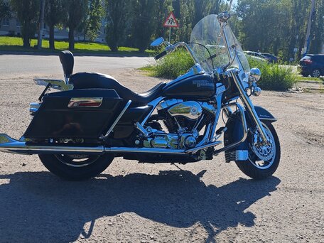 2005 Harley-Davidson Road King, чёрный, 900000 рублей, вид 3