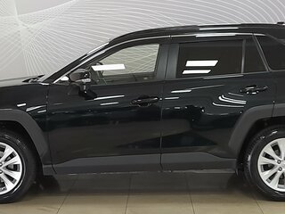 2020 Toyota RAV4 V (XA50), чёрный, 2400000 рублей, вид 2