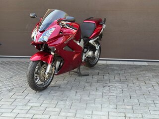 2008 Honda VFR 800, красный, 548800 рублей, вид 1