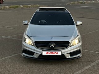 2014 Mercedes-Benz A-Класс AMG 45 AMG I (W176), серебристый, 1900000 рублей, вид 2