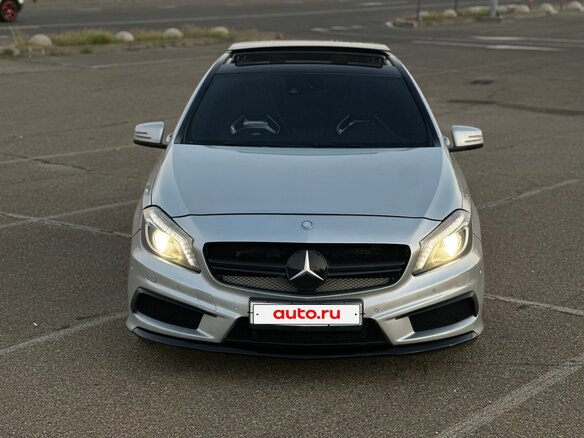 2014 Mercedes-Benz A-Класс AMG 45 AMG I (W176), серебристый, 1900000 рублей - вид 1