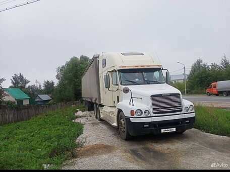 2000 Freightliner Columbia, бежевый, 2500000 рублей, вид 1