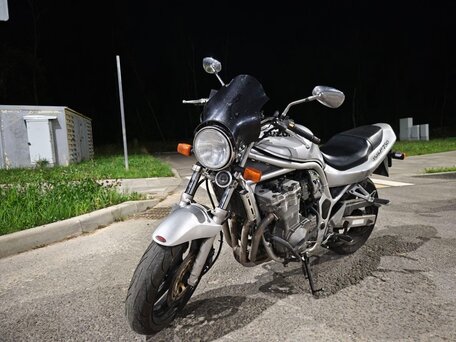 1997 Suzuki Bandit GSF 750, серебристый, 330000 рублей, вид 1