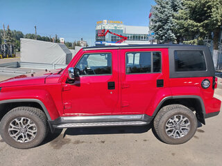 2023 BAIC BJ40 I Рестайлинг, красный, 3000000 рублей, вид 3