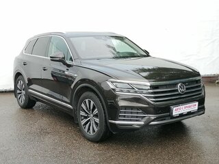 2019 Volkswagen Touareg III, коричневый, 3830000 рублей, вид 3