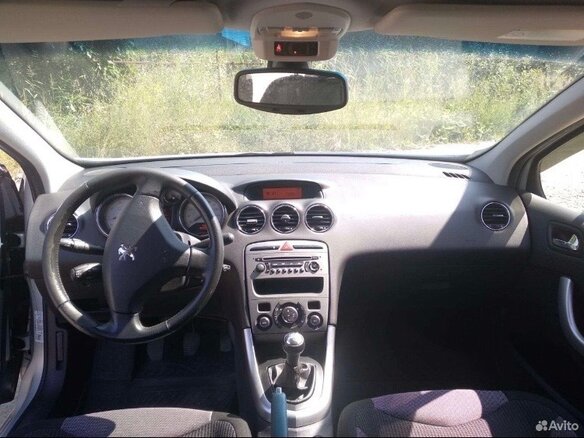 2009 Peugeot 308 I, серебристый, 650000 рублей - вид 9