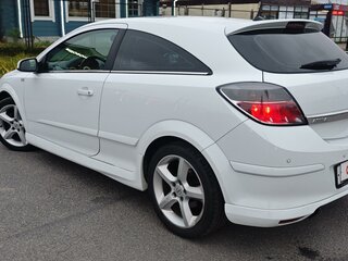 2007 Opel Astra GTC H Рестайлинг, белый, 600000 рублей, вид 5