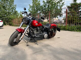 2012 Harley-Davidson Softail Slim, красный, 800000 рублей, вид 2