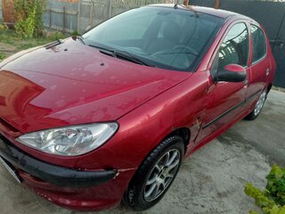 2007 Peugeot 206, красный, 240000 рублей, вид 2