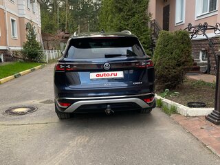 2022 Volkswagen ID.6 Crozz, синий, 4550000 рублей, вид 2