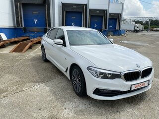 2017 BMW 5 серии 520d xDrive VII (G30/G31/G38), белый, 3200000 рублей, вид 3