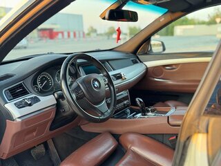 2009 BMW 5 серии Gran Turismo 530d VI (F10/F11/F07), белый, 1650000 рублей, вид 2