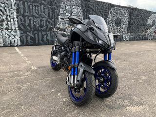 2018 Yamaha Niken, серебристый, 1199000 рублей, вид 3