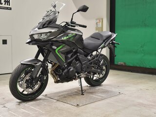 2025 Kawasaki Versys 650, чёрный, 1010000 рублей, вид 4