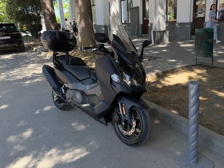 2024 Sym Maxsym TL 500, чёрный, 650000 рублей, вид 4