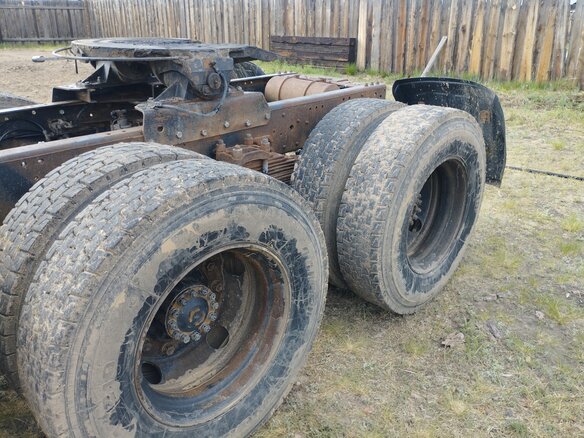 2011 КамАЗ 65116, золотистый, 1600000 рублей - вид 2
