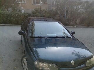 1998 Renault Laguna I, зелёный, 199999 рублей, вид 2