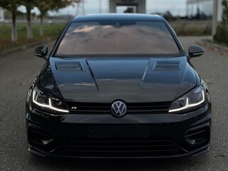 2019 Volkswagen Golf R VII Рестайлинг, чёрный, 4050000 рублей, вид 4