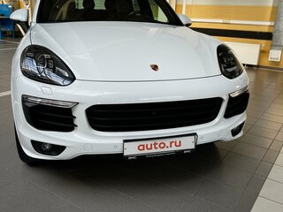 2016 Porsche Cayenne II Рестайлинг (958), белый, 6500000 рублей, вид 2
