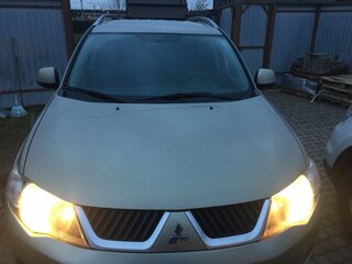 2008 Mitsubishi Outlander II, золотистый, 1999999 рублей, вид 1