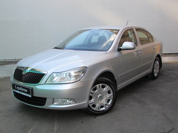 2013 Skoda Octavia II (A5) Рестайлинг, серебристый