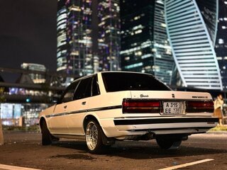 1988 Toyota Mark II V (X70), белый, 937000 рублей, вид 4