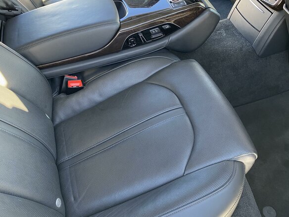 2015 Audi A8 Long III (D4) Рестайлинг, чёрный - вид 13