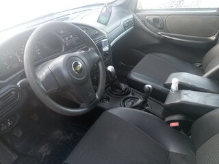 2013 Chevrolet Niva I Рестайлинг, коричневый, 634800 рублей, вид 4