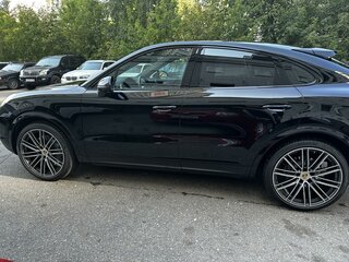 2022 Porsche Cayenne S Coupé III, чёрный, 10600000 рублей, вид 2