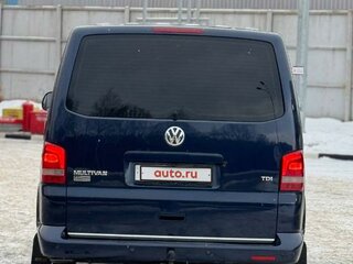 2010 Volkswagen Multivan T5 Рестайлинг, синий, 1725000 рублей, вид 2