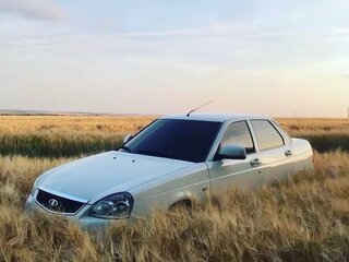 2011 Lada (ВАЗ) Priora I, белый, 300000 рублей, вид 1