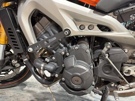 2014 Yamaha MT-09 (FZ-09), оранжевый, 600000 рублей, вид 3