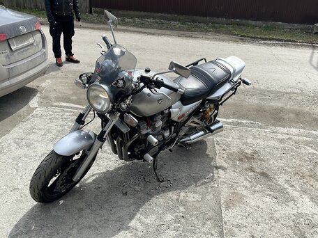 1999 Yamaha XJR1300, серебристый, 420000 рублей, вид 4