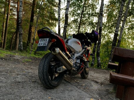 2003 Honda CBR 600F, красный, 410000 рублей, вид 3