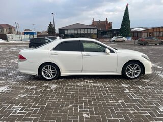 2012 Toyota Crown XIII (S200), белый, 1710000 рублей, вид 4