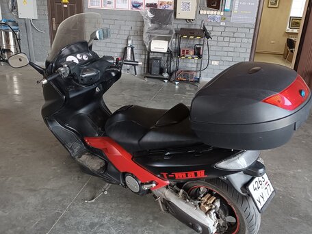 2002 Yamaha TMAX, чёрный, 250000 рублей, вид 3