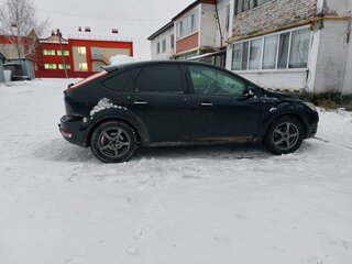 2008 Ford Focus II Рестайлинг, чёрный, 530000 рублей, вид 2
