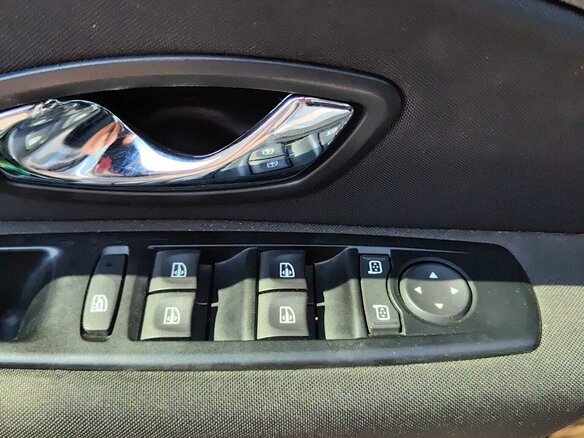 2013 Renault Fluence I, серый, 850000 рублей - вид 9